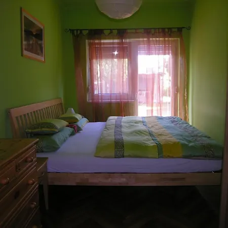 Дом отдыха Holiday Balatonlelle/balaton 27513 *
